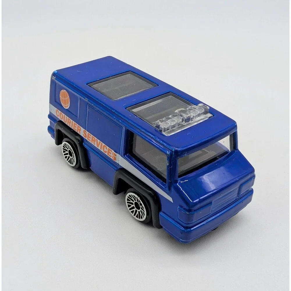 Courier Services Diecast Van Vehicle 1:64 Loose